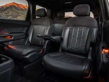 Kia Telluride II، دفع رباعي 5 أبواب — المقاعد الخلفية