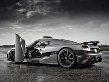 Koenigsegg Agera، تارغا — منظر خلفي أيسر