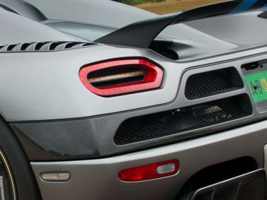 Koenigsegg Agera، تارغا — المصباح الخلفي