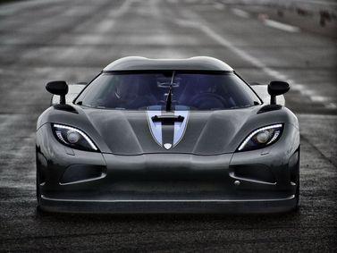 Koenigsegg Agera، تارغا — منظر أمامي
