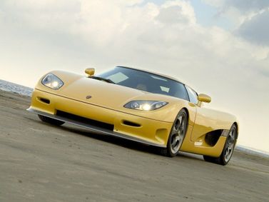 Koenigsegg CCR، كوبيه — منظر أمامي أيمن