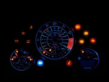 Koenigsegg CCX، تارغا — لوحة العدادات