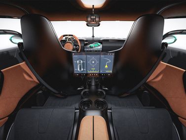 Koenigsegg Gemera، كوبيه — منظر عام للمقصورة