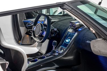 Koenigsegg Jesko, Тарга — место водителя
