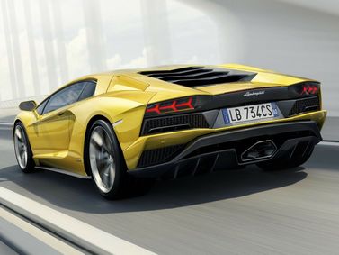 Lamborghini Aventador أنا فيس ليفت، كوبيه — منظر خلفي أيمن
