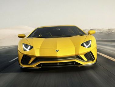 Lamborghini Aventador أنا فيس ليفت، كوبيه — منظر أمامي