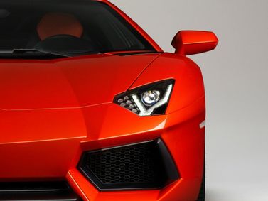 Lamborghini Aventador I، كوبيه — الجزء الأمامي من السيارة عن قرب