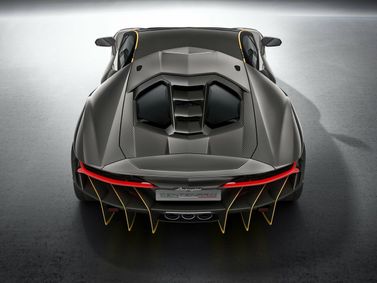 Lamborghini Centenario I، كوبيه — منظر خلفي