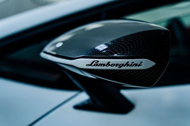 Lamborghini Countach LPI 800-4، كوبيه — مرآة جانبية
