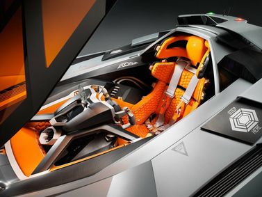 Lamborghini Egoista I، كوبيه — منطقة السائق