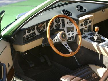 Lamborghini Espada، كوبيه — لوحة القيادة