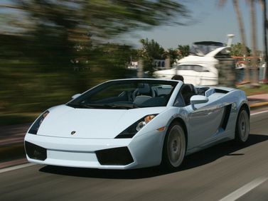 Lamborghini Gallardo I، رودستر — منظر أمامي أيمن