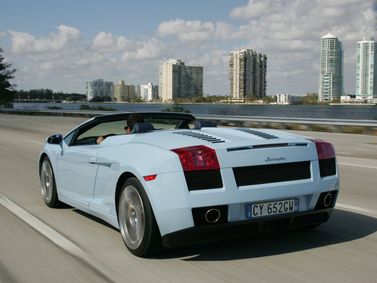Lamborghini Gallardo I، رودستر — منظر خلفي أيسر