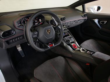 Lamborghini Huracán I، كوبيه — منطقة السائق