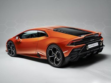 Lamborghini Huracán أنا فيس ليفت، كوبيه — منظر خلفي بزاوية ثلاثة أرباع