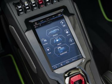 Lamborghini Huracán أنا فيس ليفت، رودستر Spyder — شاشة نظام المعلومات والترفيه