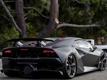 Lamborghini Sesto Elemento، كوبيه — منظر خلفي أيمن