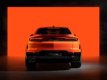 Lamborghini Urus أنا فيس ليفت، دفع رباعي 5 أبواب Se — منظر خلفي