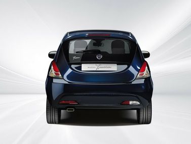 Lancia Ypsilon عملية فيس ليفت III (النوع 846)، هاتشباك 5 أبواب — منظر خلفي