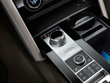 Land Rover Discovery V, Внедорожник 5 дв. — селектор коробки передач