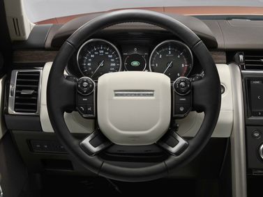 Land Rover Discovery V, Внедорожник 5 дв. — рулевое колесо