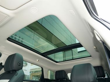 Land Rover Range Rover Evoque II, Внедорожник 5 дв. L — общий вид салона