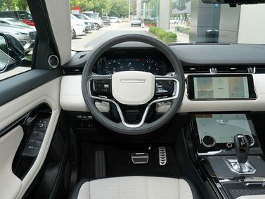 Land Rover Range Rover Evoque II, Внедорожник 5 дв. L — место водителя