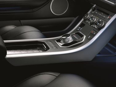 Land Rover Range Rover Evoque أنا فيس ليفت، دفع رباعي 5 أبواب — الكونسول الوسطي