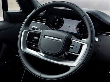 Land Rover Range Rover V، دفع رباعي 5 أبواب Long — عجلة القيادة