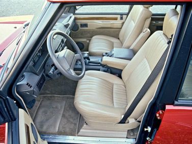 Land Rover Range Rover I، دفع رباعي 5 أبواب — منظر عام للمقصورة
