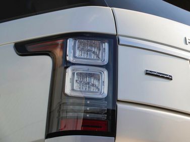 Land Rover Range Rover رابعاً، دفع رباعي 5 أبواب Long — المصباح الخلفي