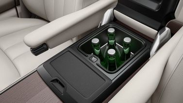Land Rover Range Rover V، دفع رباعي 5 أبواب — الكونسول الوسطي