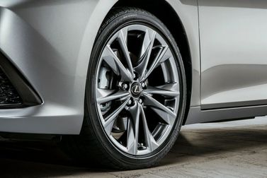 Lexus ES سابعاً، سيدان — جنط العجلة