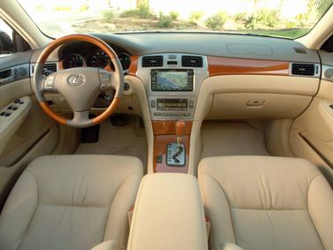 Lexus ES فيس ليفت IV، سيدان — لوحة القيادة