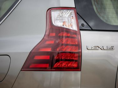 Lexus GX II Рестайлинг 2, Внедорожник 5 дв. — задний фонарь