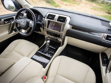 Lexus GX II Рестайлинг 2, Внедорожник 5 дв. — место водителя