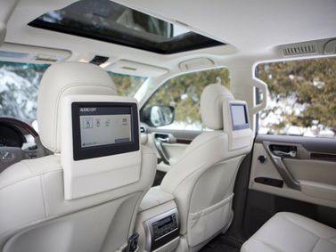 Lexus GX ثانياً، دفع رباعي 5 أبواب — المقاعد الخلفية