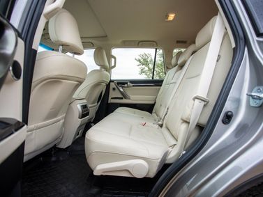 Lexus GX II Рестайлинг 2, Внедорожник 5 дв. — задние сиденья