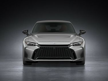 Lexus IS ثالثاً فيس ليفت 3، سيدان — منظر أمامي