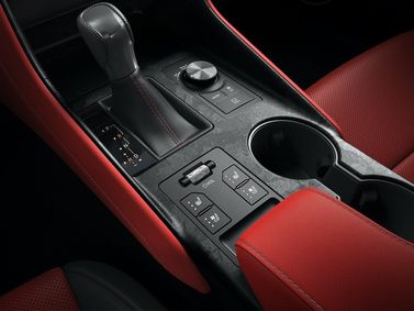 Lexus IS ثالثاً فيس ليفت 3، سيدان — محدد ناقل الحركة