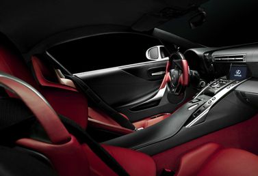 Lexus LFA، كوبيه — منطقة السائق