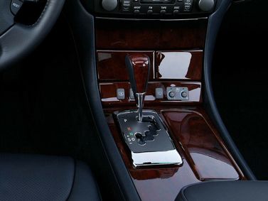 Lexus LS ثالثاً فيس ليفت، سيدان — محدد ناقل الحركة