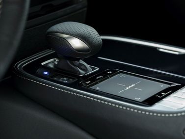 Lexus LS V، سيدان — محدد ناقل الحركة