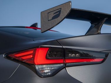 Lexus RC F أنا فيس ليفت، كوبيه — المصباح الخلفي