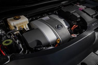 Lexus RX فيس ليفت IV، دفع رباعي 5 أبواب — حجرة المحرك