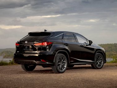 Lexus RX فيس ليفت IV، دفع رباعي 5 أبواب — منظر خلفي أيمن
