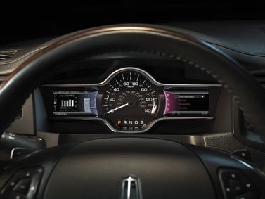 Lincoln MKS I Рестайлинг, Седан — панель приборов