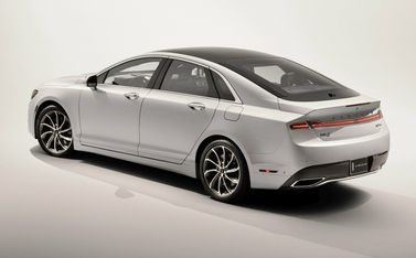 Lincoln MKZ فيس ليفت الثاني، سيدان — منظر خلفي أيمن