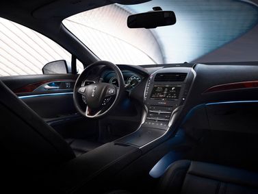 Lincoln MKZ II, Седан — передняя панель