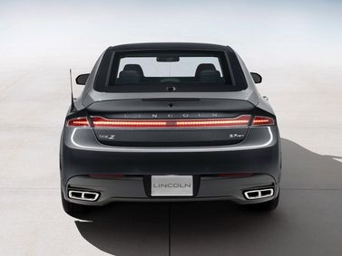 Lincoln MKZ II, Седан — вид сзади